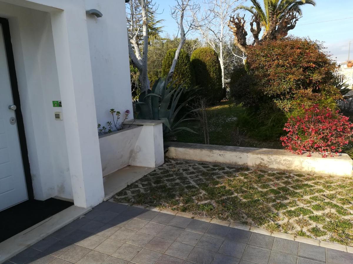Casa Degli Avi Don Neli, Immersa Nella Natura モーディカ エクステリア 写真